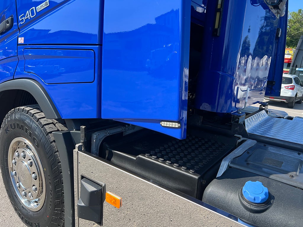 Volvo FH13 540 6x4 Dragbil Lyftbar Tandem Axel, Hydraulik, Fullutrust.