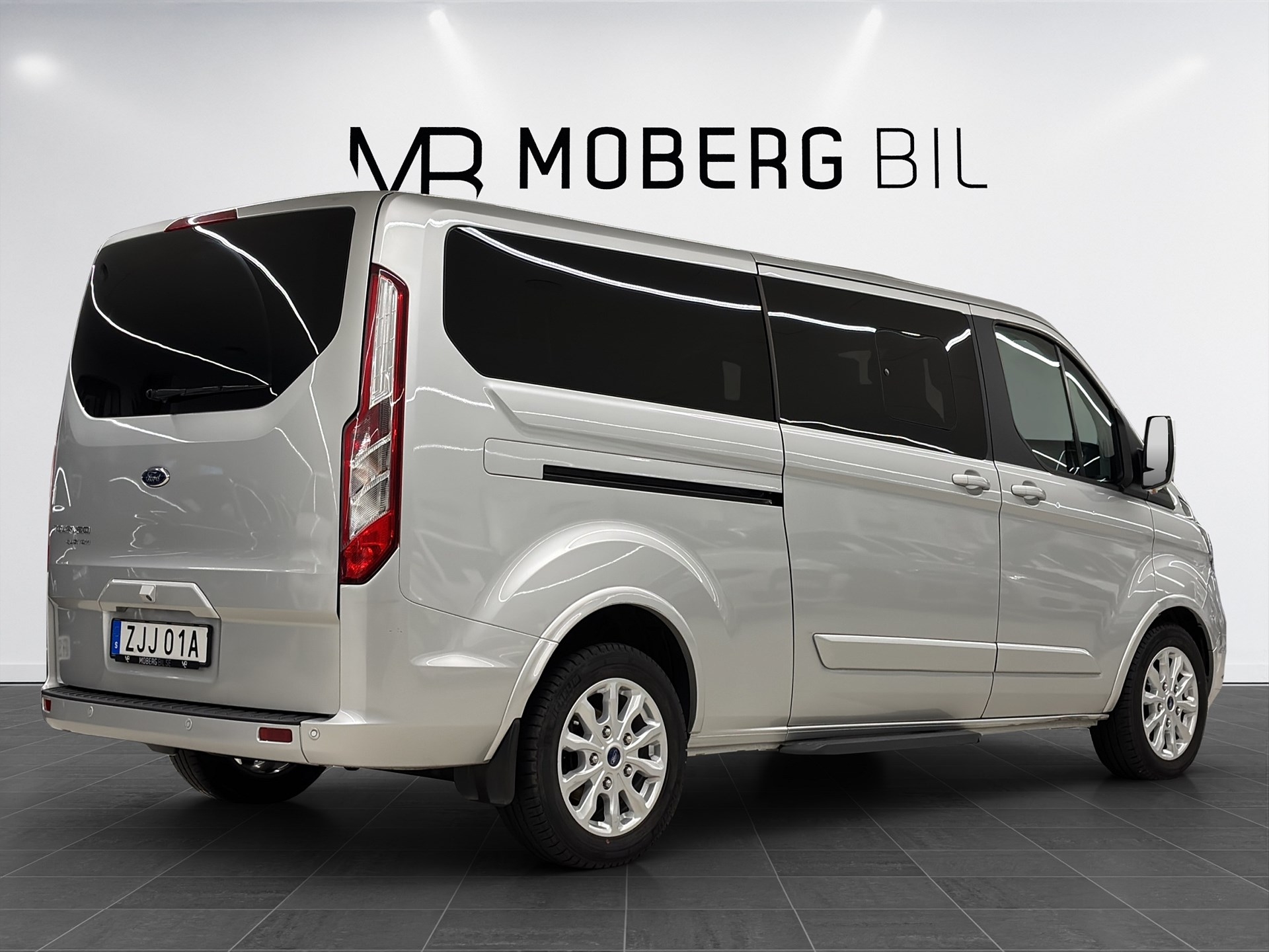 Ford Tourneo Custom 320 2.0 EcoBlue 2023, bild 4/10