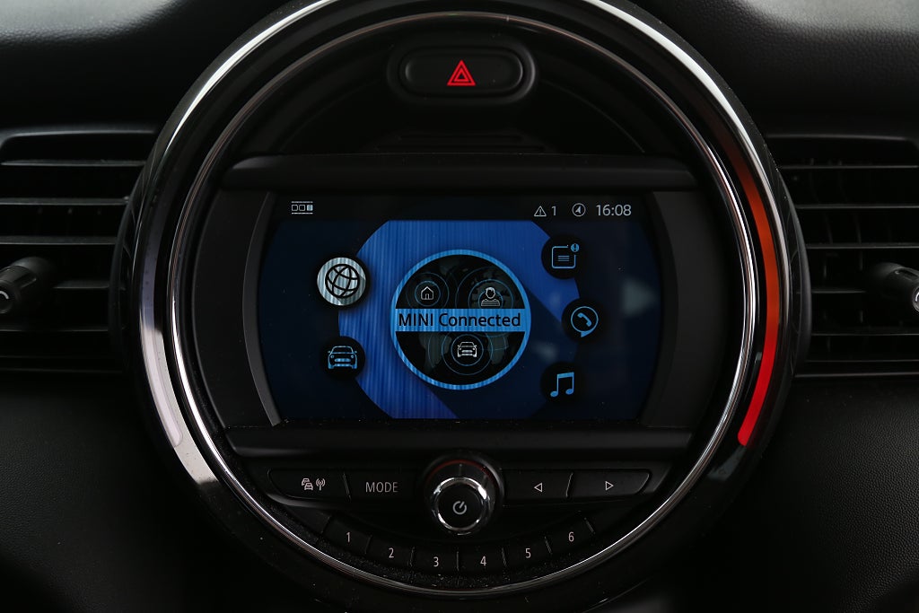 MINI Cooper 136hk Essential