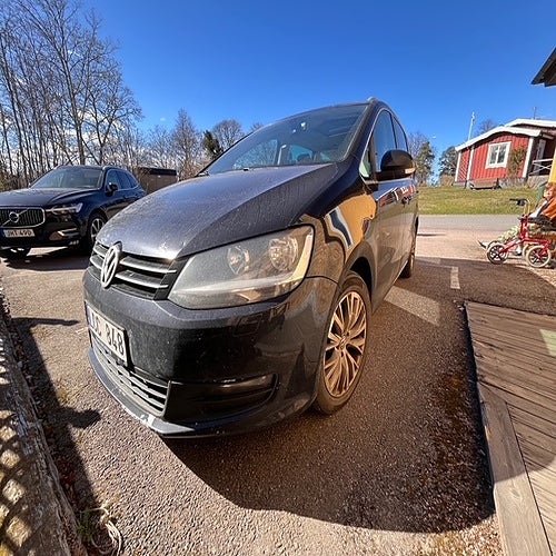 Volkswagen Sharan 7-seater Masters