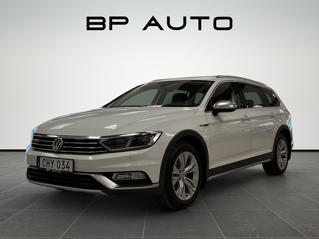 Volkswagen Passat Alltrack 2.0 TDI SCR 4Motion Drag Värmare Nyserv 190hk