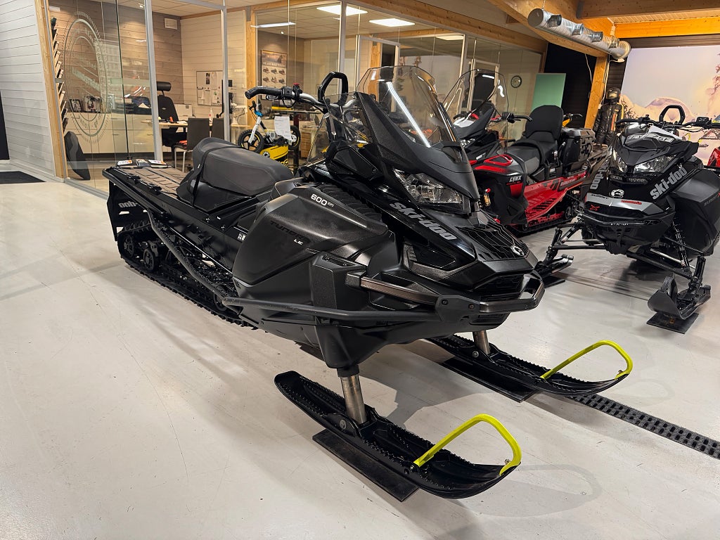 Ski-Doo Tundra LT 600 EFI - 2024 *Momsad* 