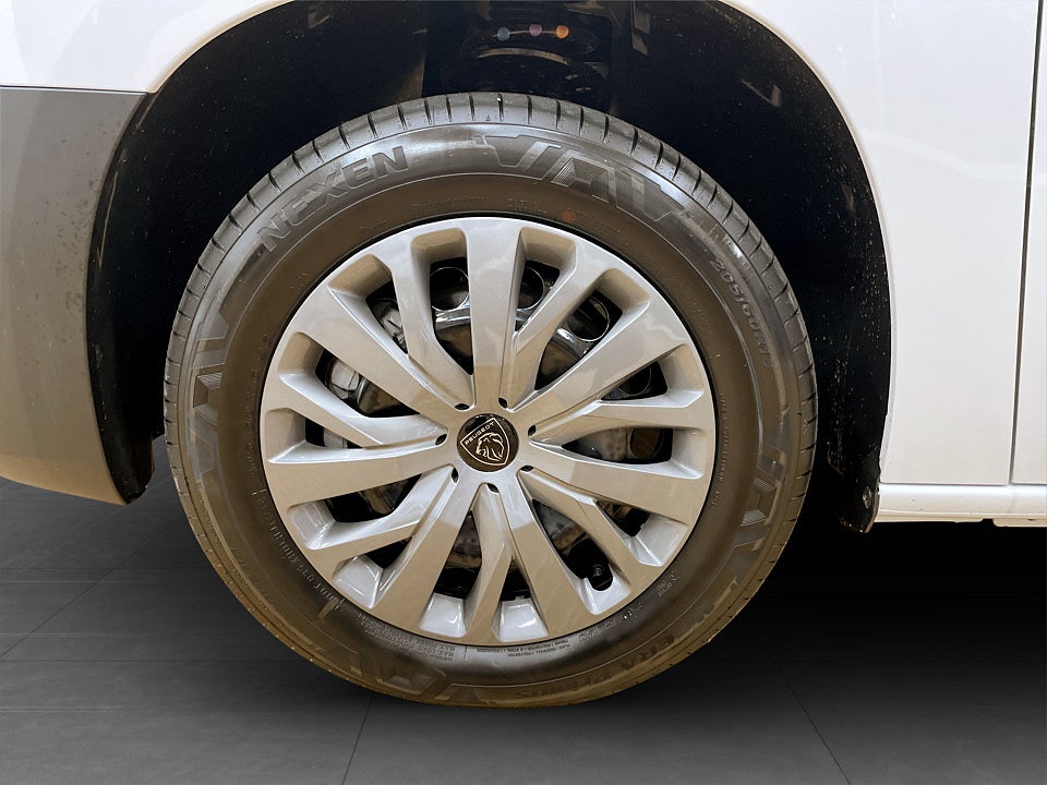 Bild på Peugeot Partner BlueHDi 130hk Automat L2 