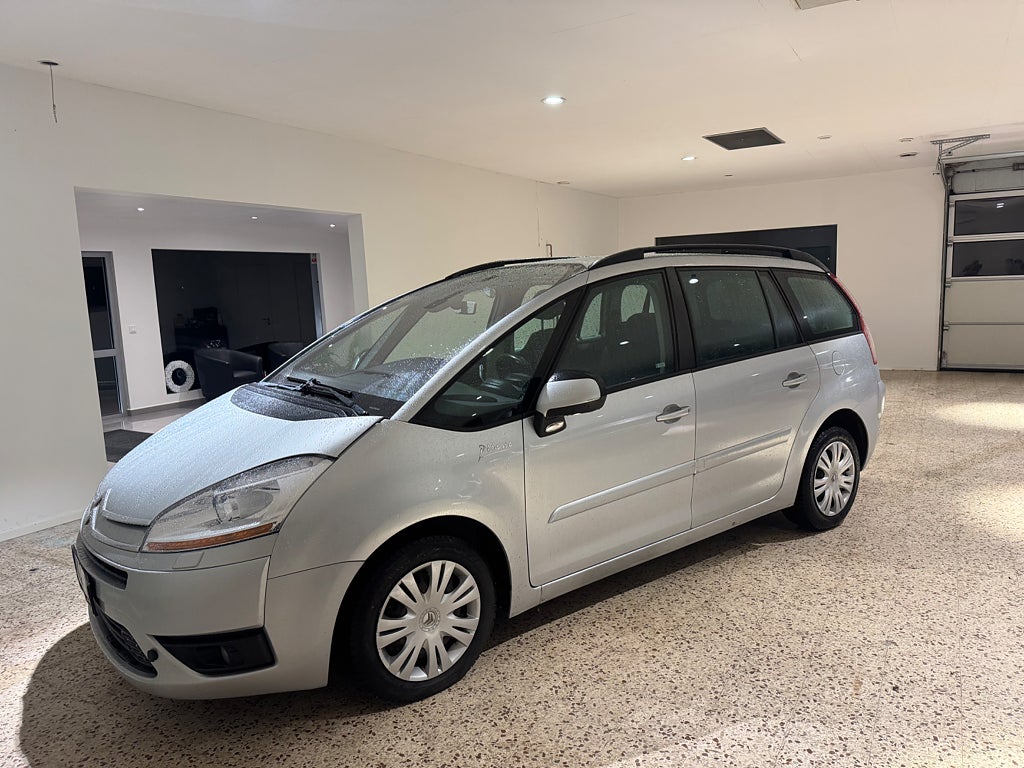 Citroën Grand C4 Picasso 2.0HDiF automat 7sit lågmil ny bes EGS