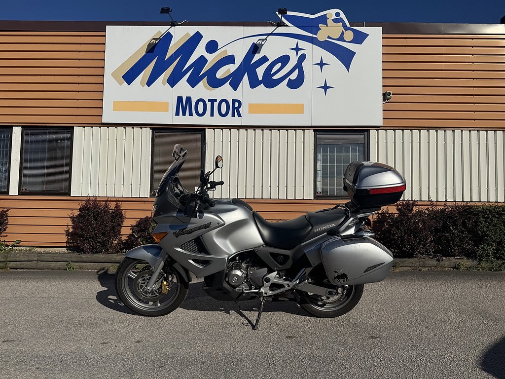 Honda Powersports XL1000VA Varadero 1.0