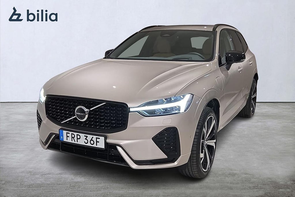 Volvo XC60 T6 Plus Dark Edition - Vinterhjul på köpet*