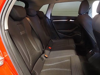 Halvkombi Audi A3 12 av 19