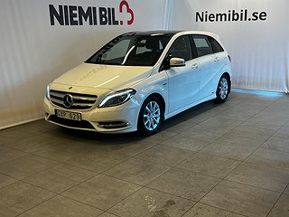 Mercedes-Benz B 180 CDI Sport Pano/SoV-däck/Mvärm/Nybesiktad