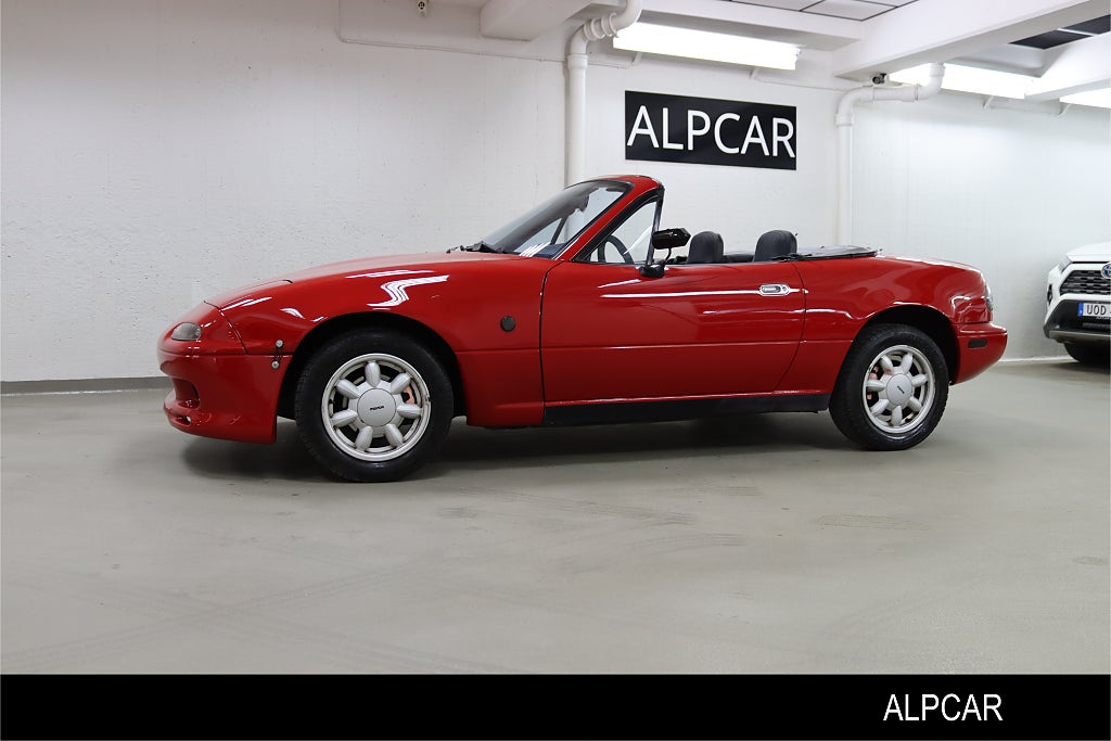 Mazda MX-5 1.6 115HK 11900MIL SVENSKSÅLD 