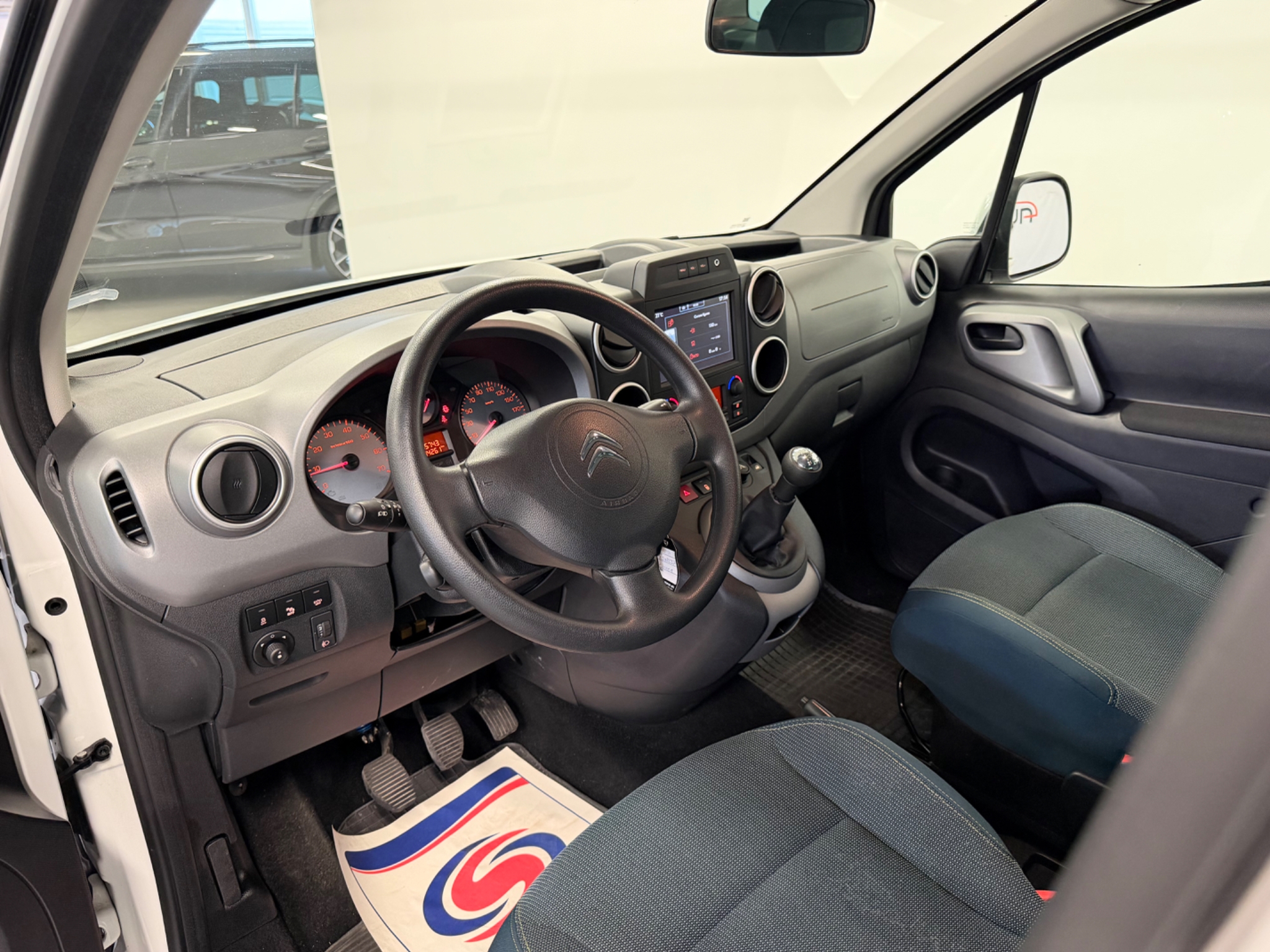 Citroen Berlingo 2017, bild 7/10