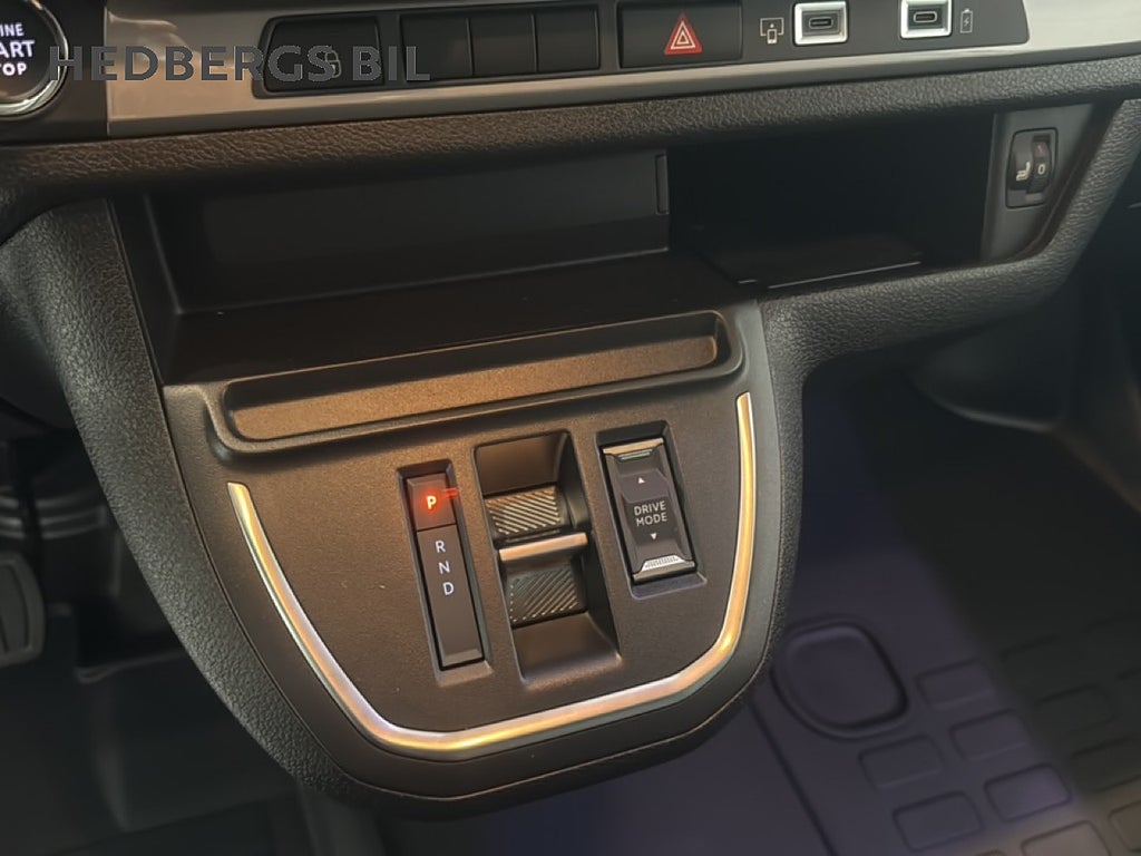 Peugeot Expert 2.2 BlueHDi PLUS 150 AUT  L3 thumbnail