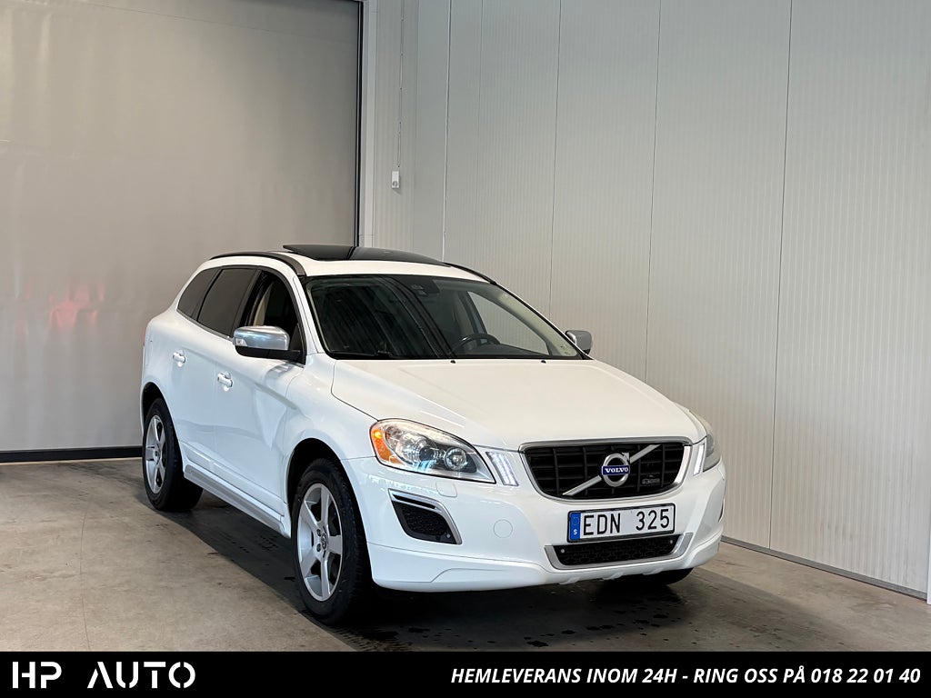 Volvo XC60 D4 163hk 5-cyl R-Design Drag D-Värm Pano Skinn Navi 