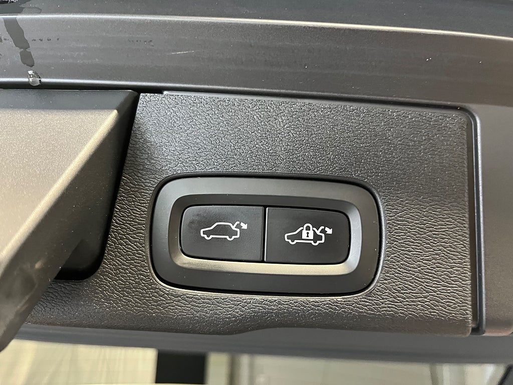 Volvo XC60 T5 AWD Aut Inscription DRAG B-kamera Carplay Ada farth bild 15