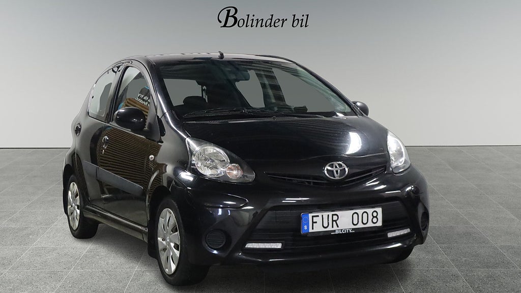 Toyota Aygo 5-dörrar 1.0 VVT-i NYBESIKTIGAD SoV 1,95 RÄNTA 1ÅR GARA