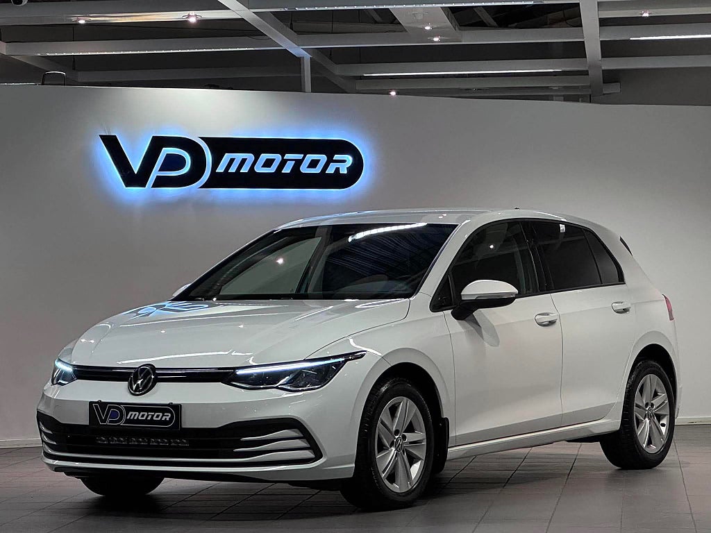 Volkswagen Golf 2.0 TDI CarPlay Adp. Farthållare Rattvärme 116hk