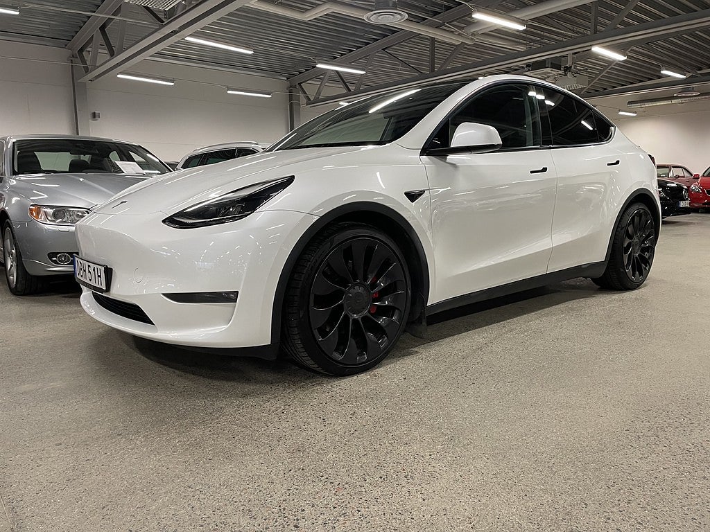 Tesla Model Y Performance