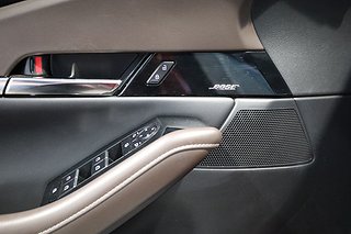 SUV Mazda CX-30 14 av 23