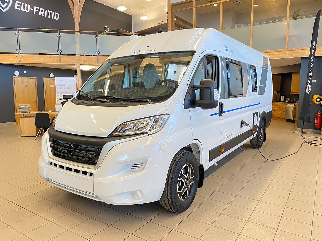 Sun Living V 65 SL (B-körkort+Automat+Långbädd)