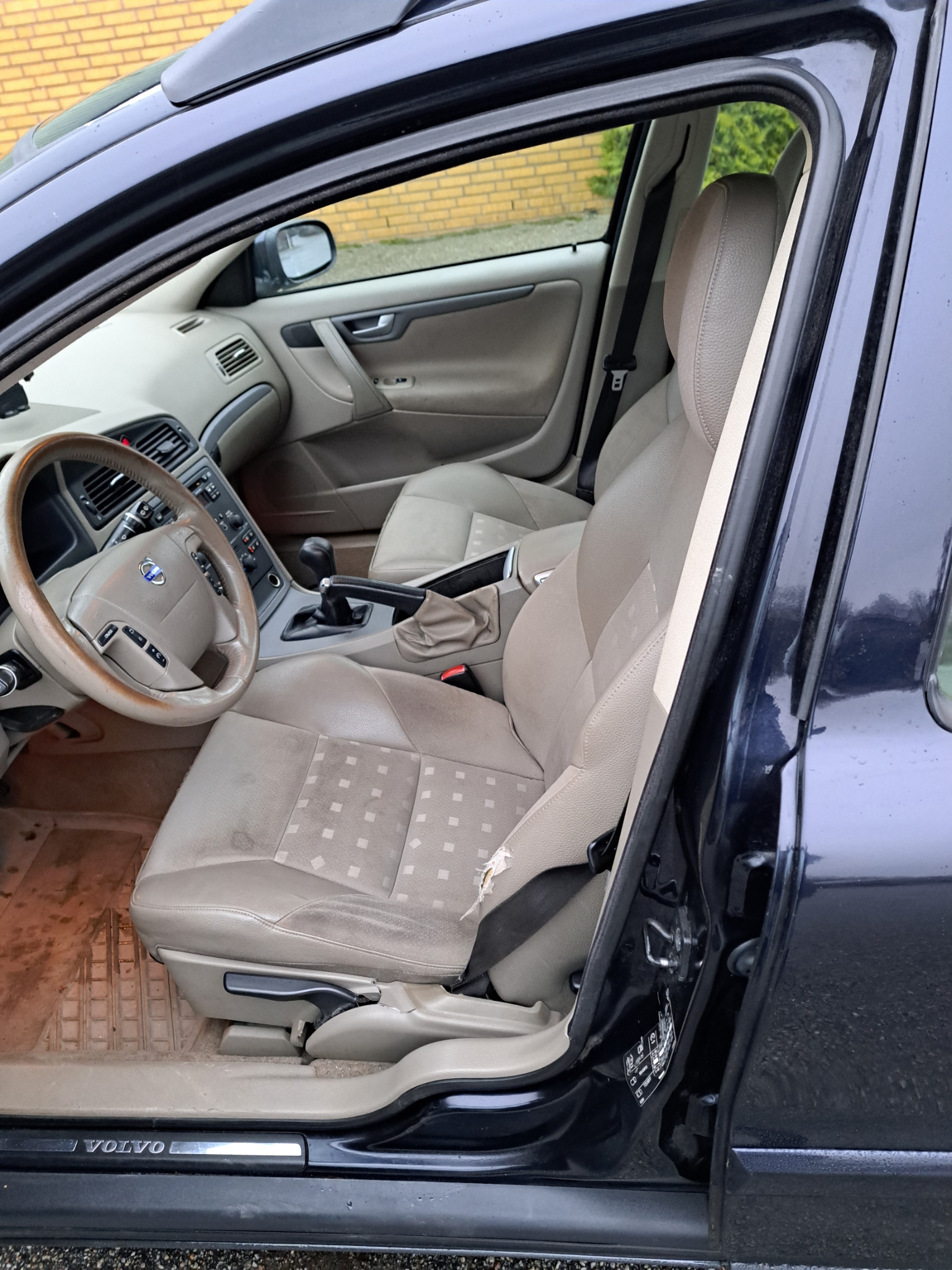 Volvo V70 2.4 Kinetic 2007, bild 5/31
