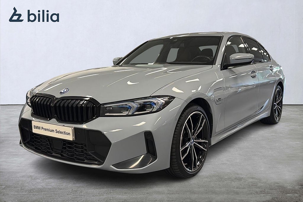 BMW 330e xDrive Sedan M-sport | Drag | Taklucka | HiFi | 19"