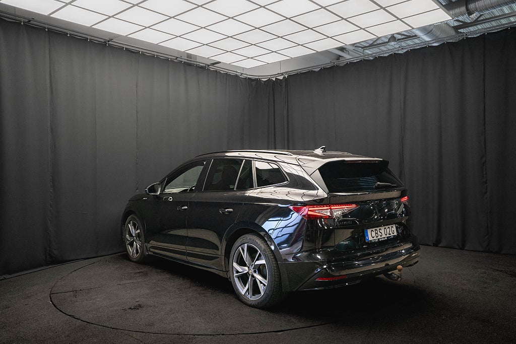 Skoda Enyaq iV 80 SPORTLINE DRAG KAMERA ELSTOL 1-ÄGARE MOMS 204hk