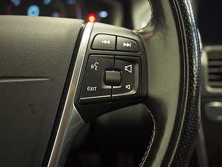 SUV Volvo XC60 17 av 20