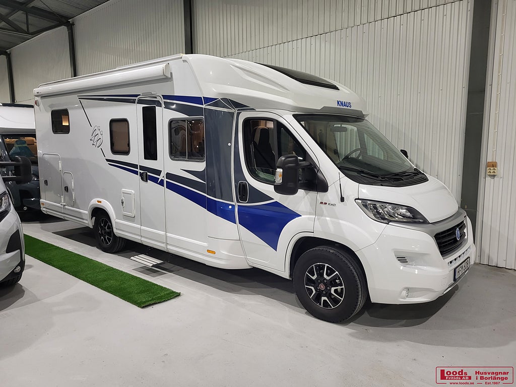 Knaus L!VE WAVE 700 MEG