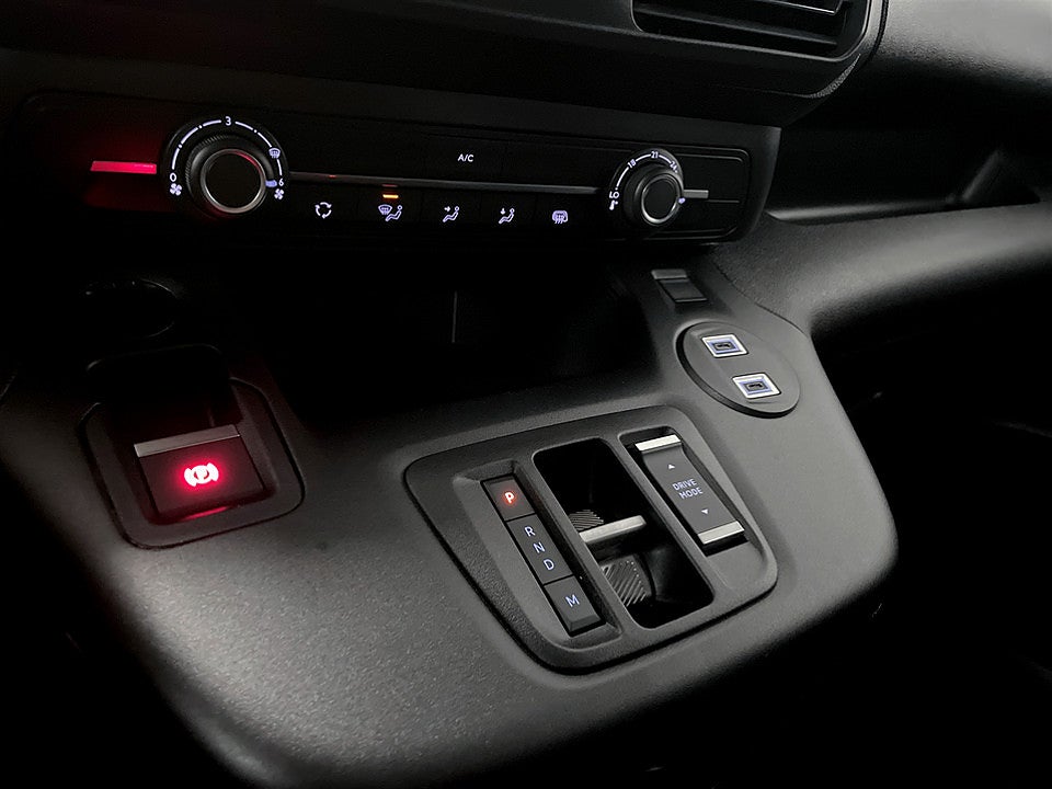 Bild på Citroën Berlingo Basic 1.5 Diesel 130hk AT8 L2 - DEMO