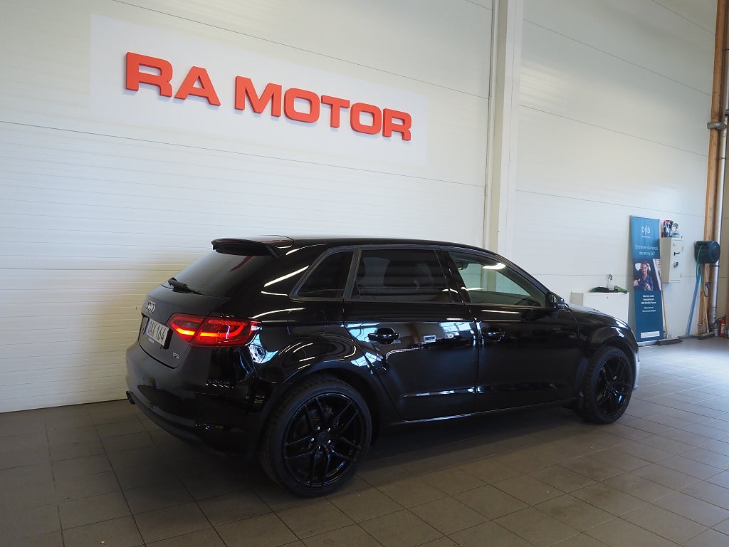Audi A3 1,2 TFSI 110hk Attraction Sportback | Bluetooth | P-Sen 2016