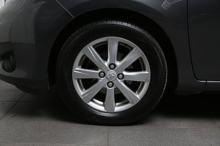 Halvkombi Toyota Yaris 7 av 25