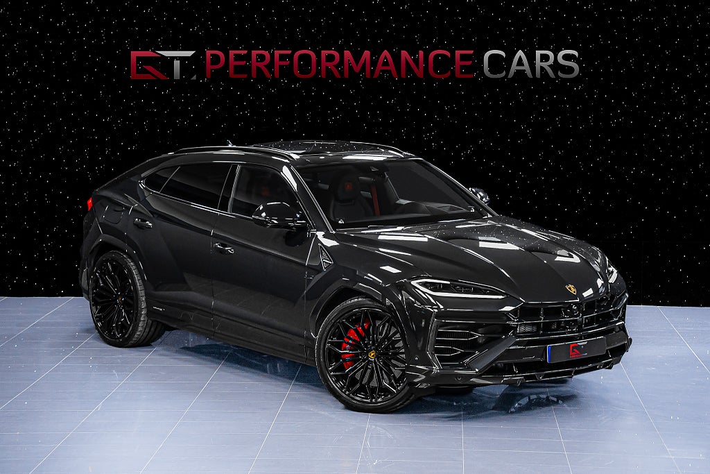 Lamborghini Urus SE MY26 MOMS 23" B&O-Adv StylePack Pano Massage 4.95%