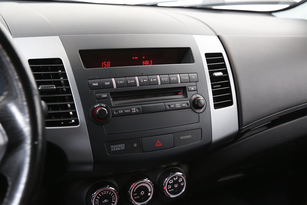 Mitsubishi Outlander 2,4 MIVEC 170hk Comfort AWD 5-Sits 2011