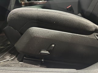 Sedan Mercedes-Benz E 12 av 13