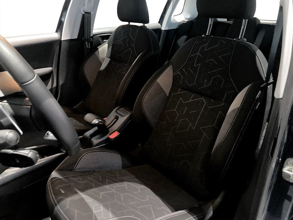 Bild på Peugeot 2008 Active 1.2 VTi EGS 82hk Aut - EN ÄGARE