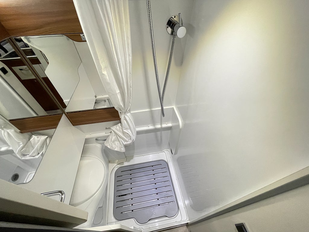 Pilote V 600 G /Solcell/Automat 150hk/Ugn/Under 6m - Pilote