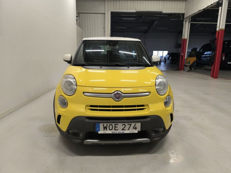 Fiat 500L 1,4T Manuell Lounge 120 HK 2015, bild 2/34