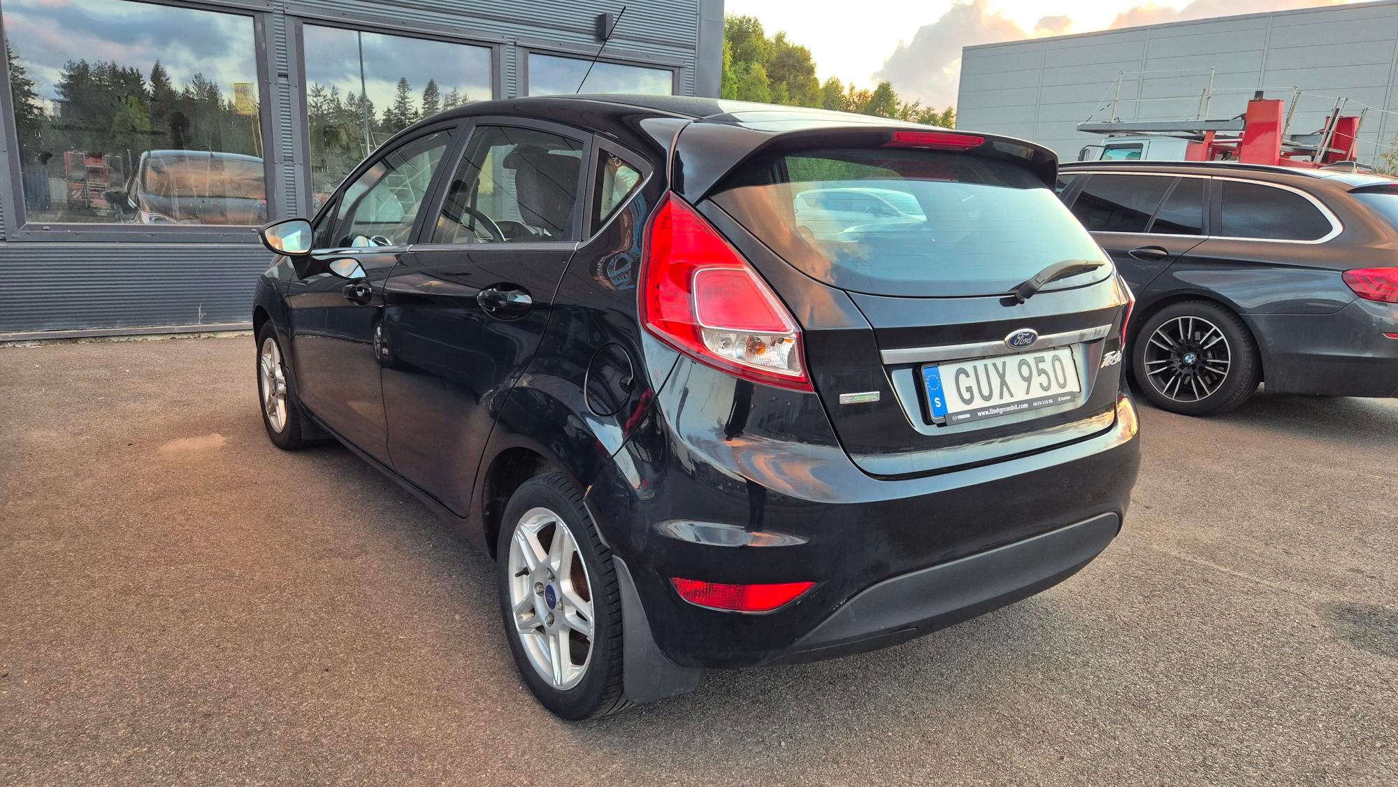 Ford Fiesta 2015, bild 4/31