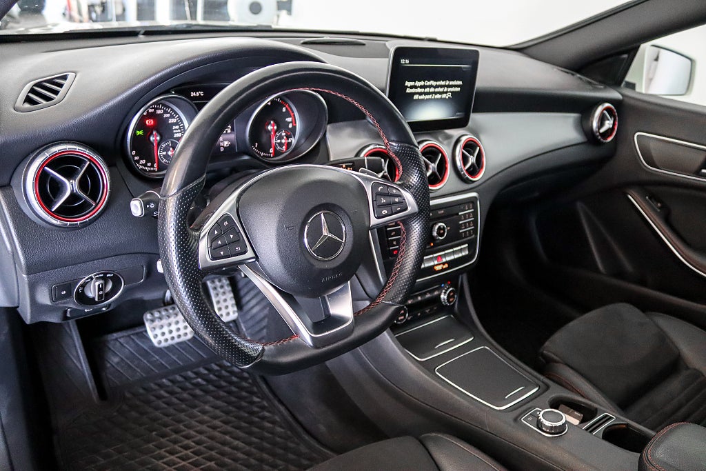 Mercedes-Benz CLA 220 d Shooting Brake AMG Pano Carplay 177hk