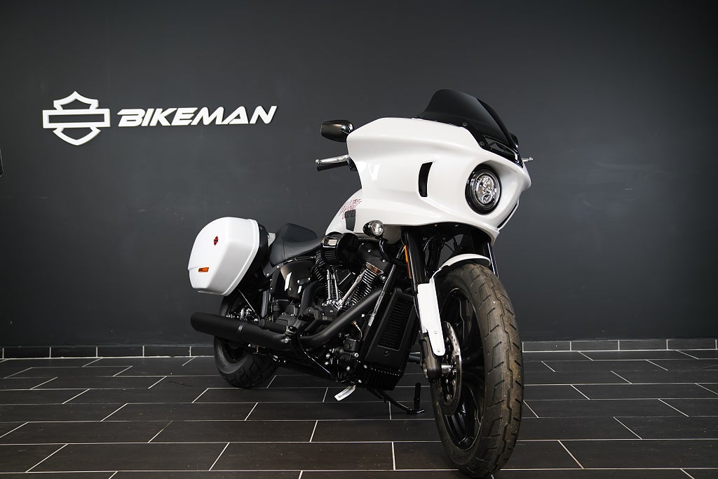 Harley-Davidson Low Rider ST 117" H.O NY HD med 3 Års Garanti!