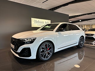 SUV Audi Q8