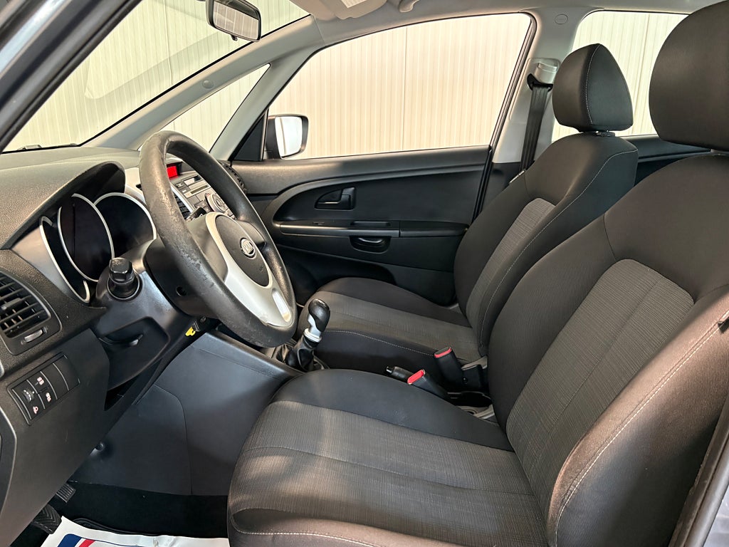 Kia Venga 1.4 CVVT Manual, 90hp, 2011