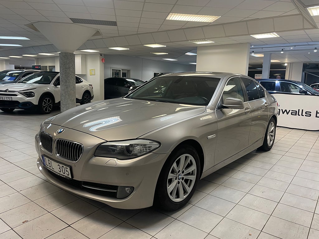 BMW 523 i Sedan Steptronic 204hk /Kamera/Glastak