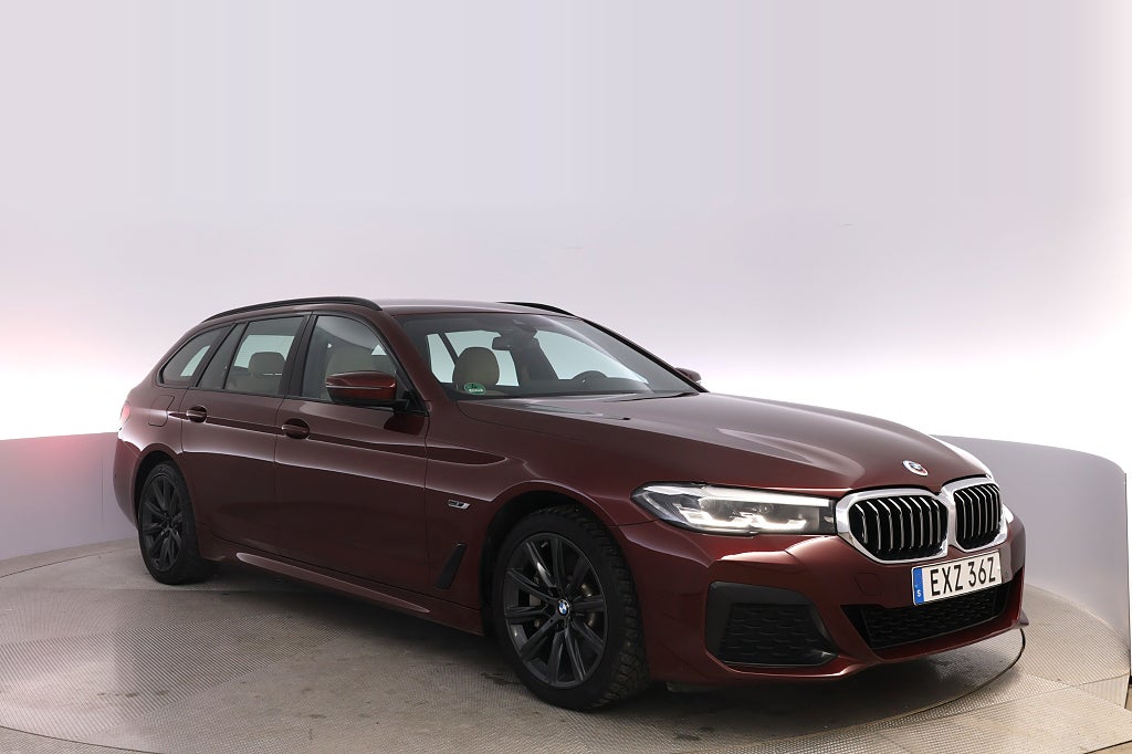 BMW 530e xDrive Touring M Sport DRAG RATTVÄRME V-HJUL MOMS