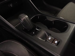 SUV Volvo XC40 17 av 22