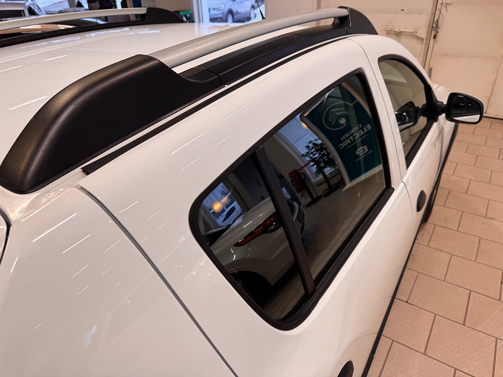 Dacia Sandero 2017 - miniatyr 28