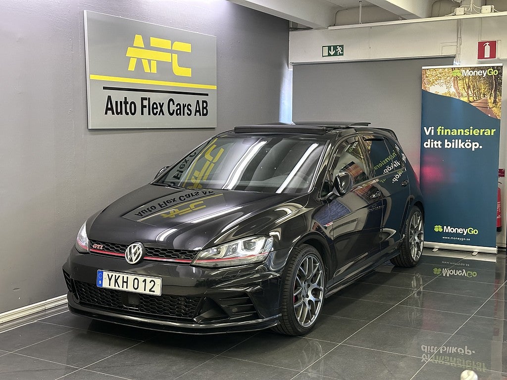 Volkswagen Golf 5-door GTI Clubsport 265HK 2.0 TSI | PANO | DYNAUDIO | 
