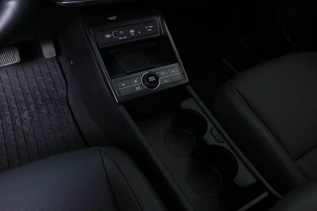 Hyundai Kona Hybrid 1,6 GDi 141hk HEV Advanced Aut Skinn Navi