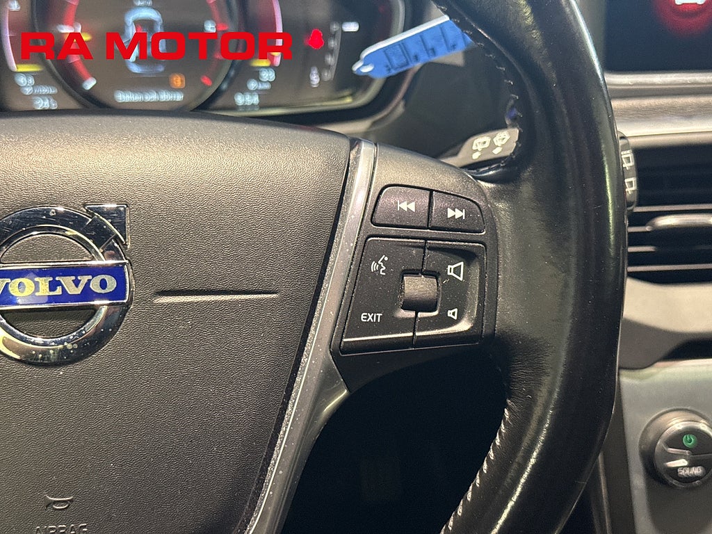 Volvo V40 Cross Country Ocean Race |Drag | Läder | D2 | Kamrem bytt 2015