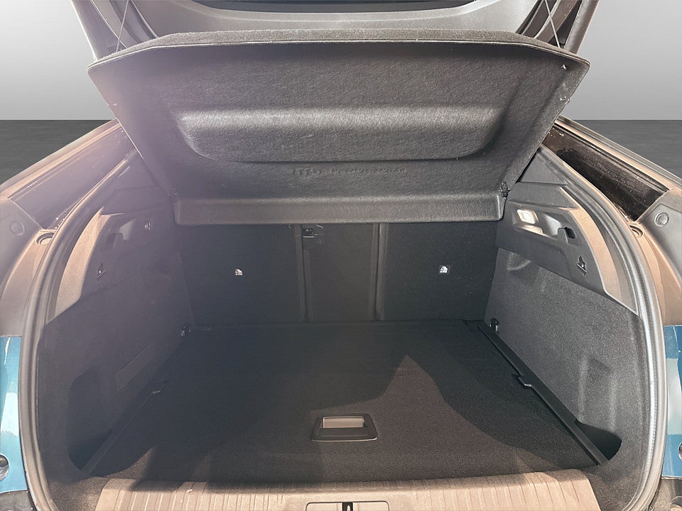 Bild på Peugeot E-3008 GT 86kWh 214hk Aut B-KAMERA CARPLAY