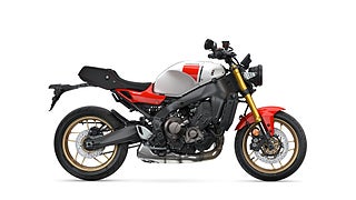 Yamaha XSR900